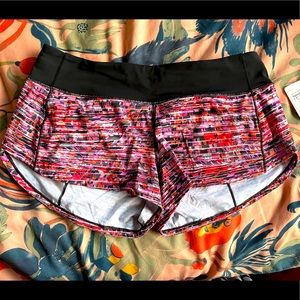 Lululemon Speed Short Size 6